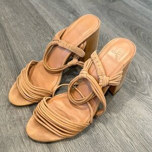 Joie Laddie Heel, Size 8